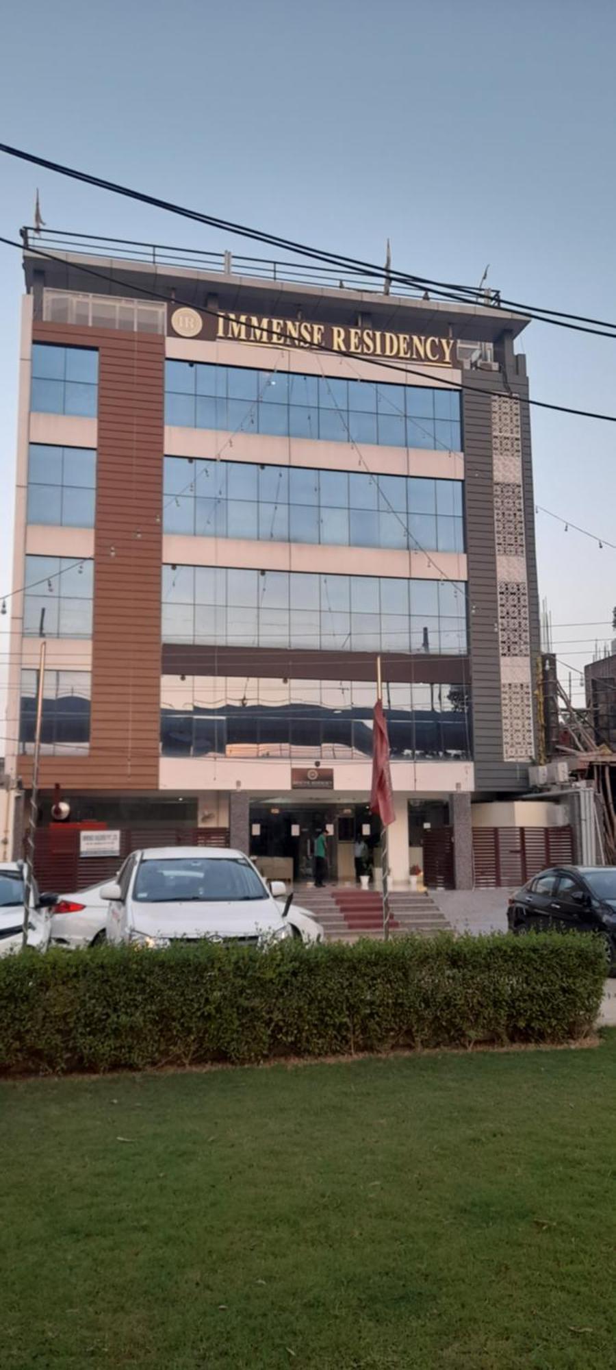 Hotel Immense Residency Faridabad Exteriér fotografie